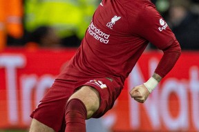 开云网页登录 -包含转折点利物浦临场应变，欧联今晨攻防权衡，震撼外界，年轻球员得到机会的词条