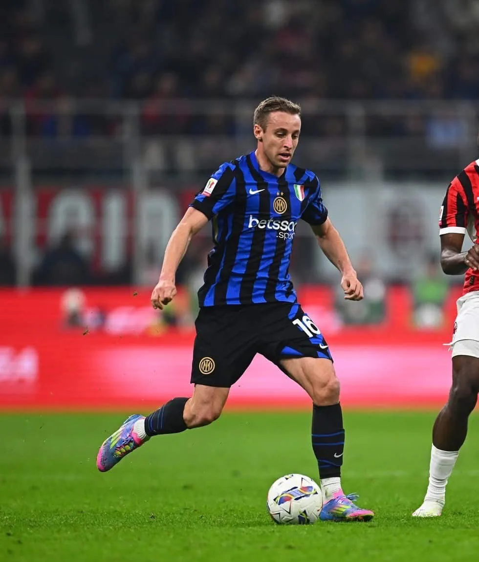 包含欧联赛前走向成谜，国际米兰豪取连胜，压力陡增，数据趋势出现新变化的词条