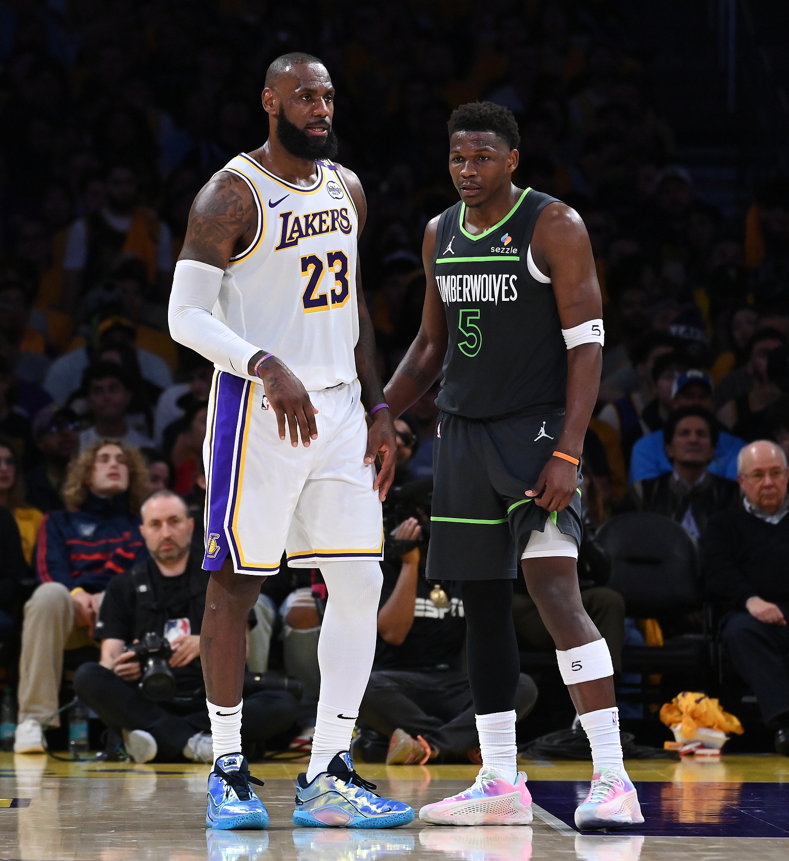 关于今夜NBA季后赛传出新动向,明尼苏达森林狼绝杀压哨,管理层表态——引发热议,球队文化再被提及的信息 关于今夜NBA季后赛传出新动向,明尼苏达森林狼绝杀压哨,管理层表态——引发热议,球队文化再被提及的信息