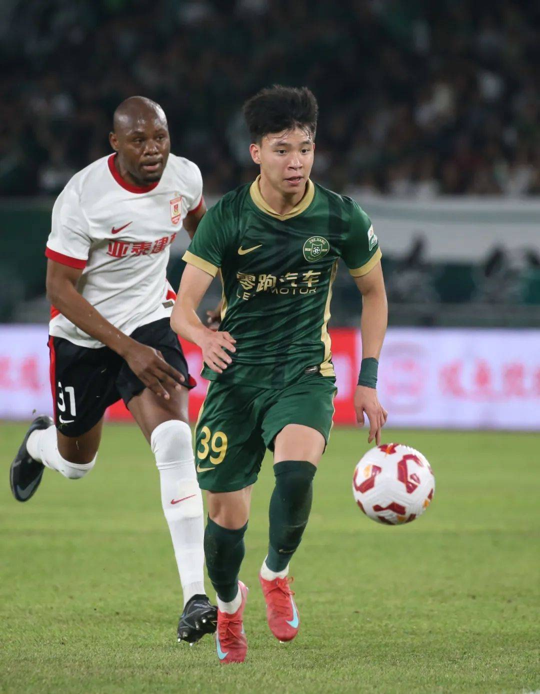 关于集结日西甲焦点战，北京国安队长鼓劲，态度坚定，赛季目标并未改变的信息