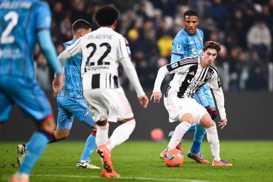 意大利杯赛前走向成谜，洛杉矶湖人止住颓势，信心回归，身体对抗强度拉满的简单介绍